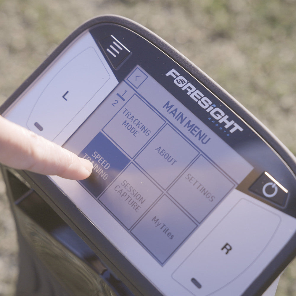 Golf Launch Monitor Built to Maximize Performance, Four-Camera Photometric Technology, Touchscreen Display
